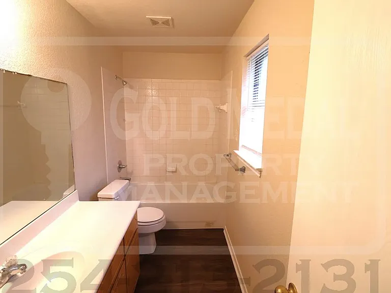 1720 Aztec Trce — Photo 13
