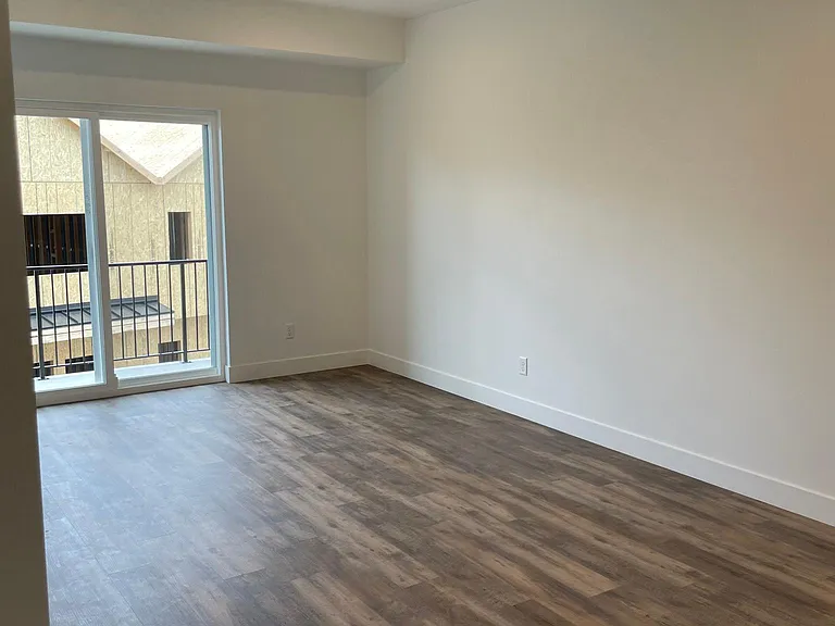 49 E Vantage Dr — Photo 7