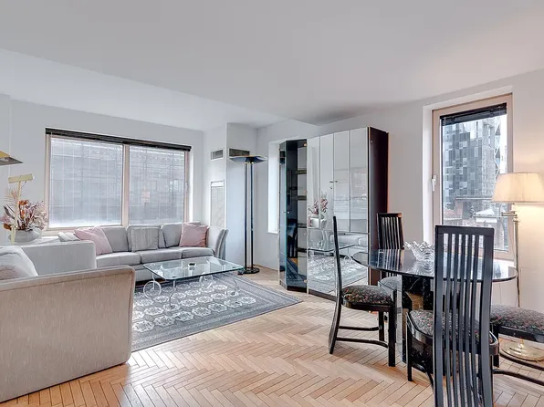 106 Central Park S, New York, NY