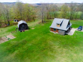 133 Porter Hill Rd, Cummington, MA 01026