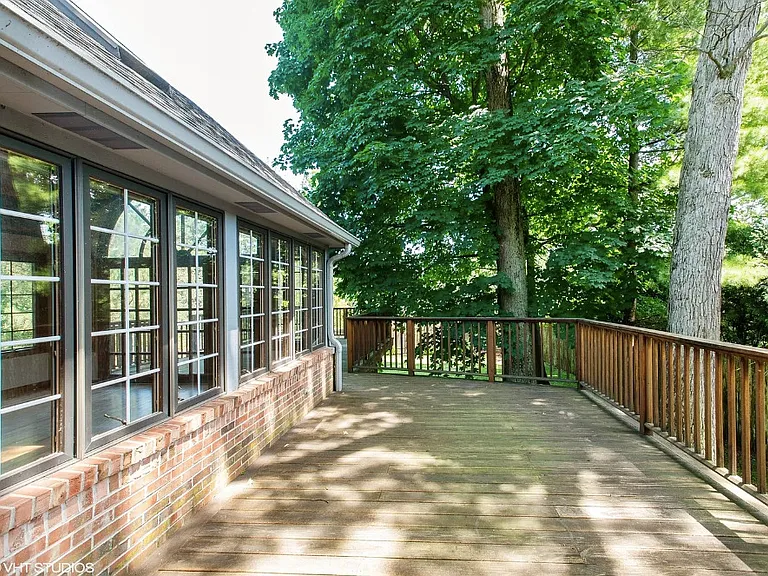 1551 Edgewood Rd — Photo 16