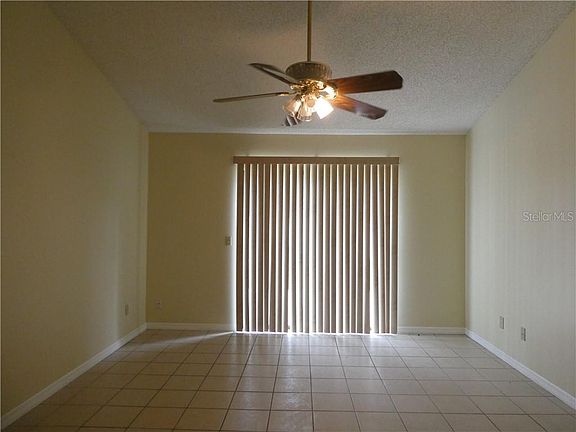 3rd image of 3527 Linwood Ct