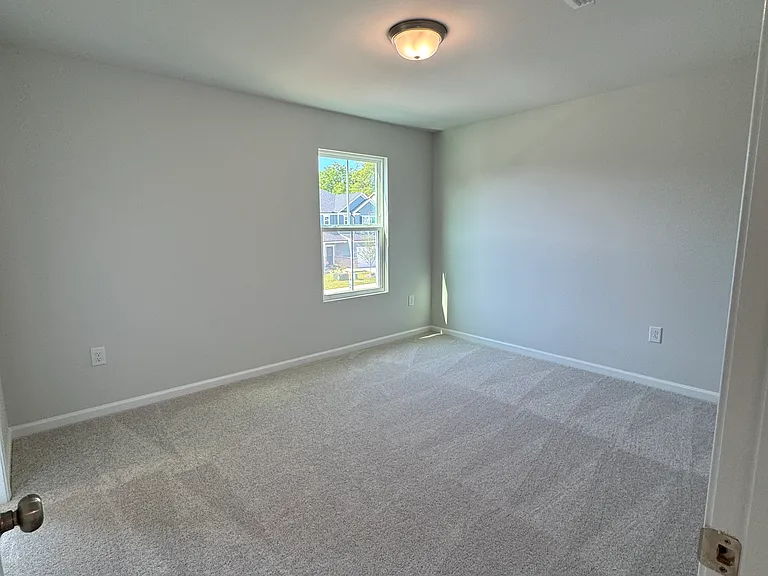 721 Branthurst Dr — Photo 23
