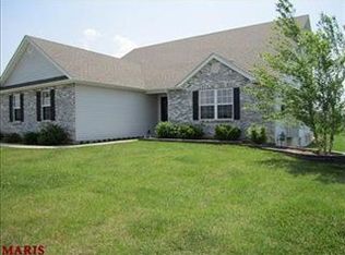 202 Hickory Grove Dr, Foristell, MO 63348