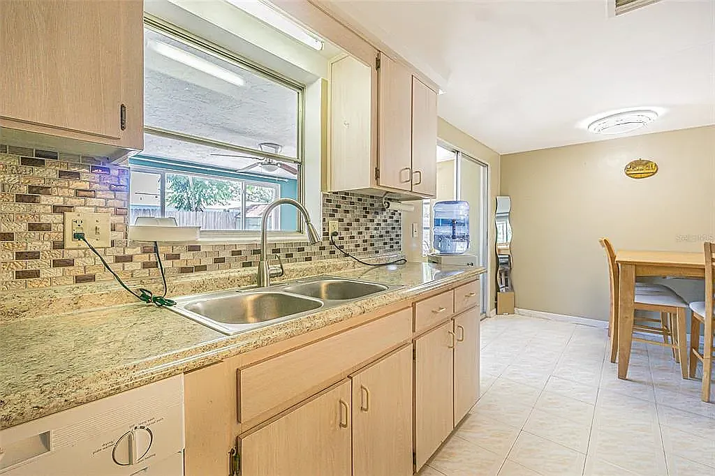 5113 Moog Rd — Photo 1