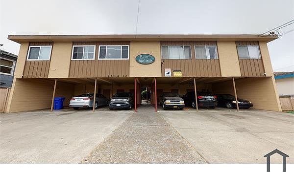 1st image of 3516 Barrett Ave #3516
