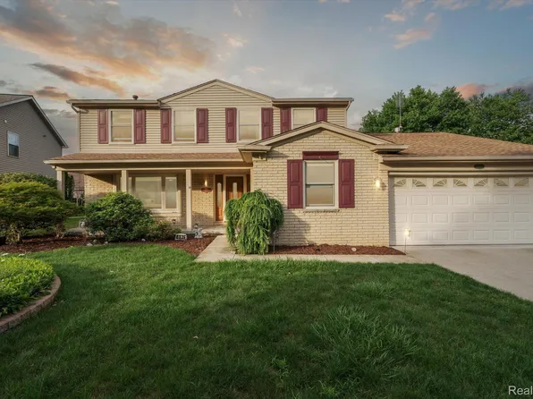 5626 Bingham Dr, Troy, MI 48085