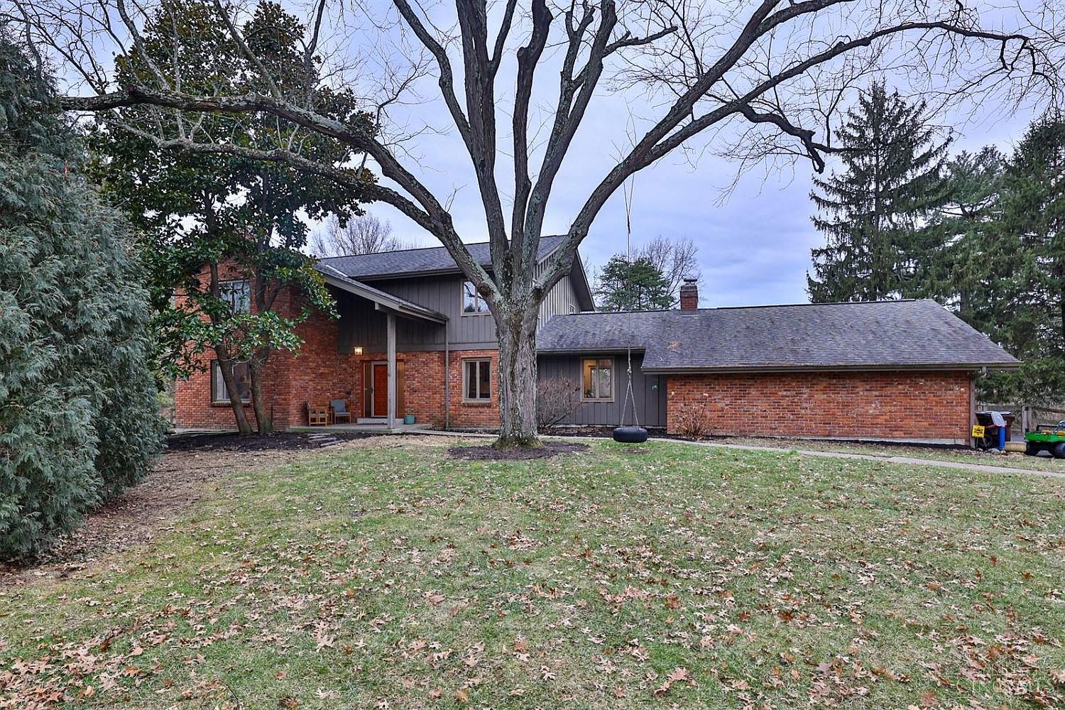 616 Hickory Hill Ln, Cincinnati, OH 45215 | Zillow