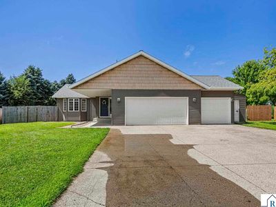 27 La Mar Ct, North Mankato, MN, 56003