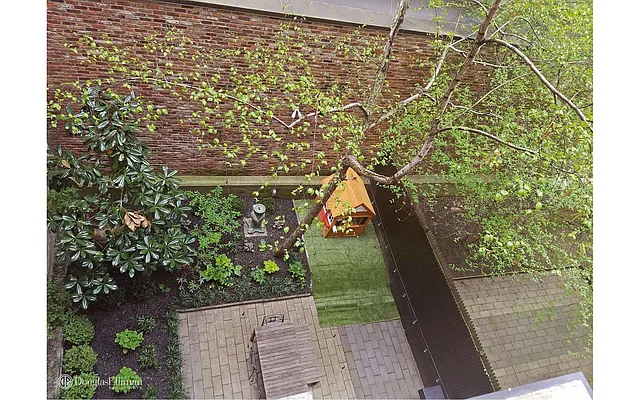 Sold by Douglas Elliman | media 7