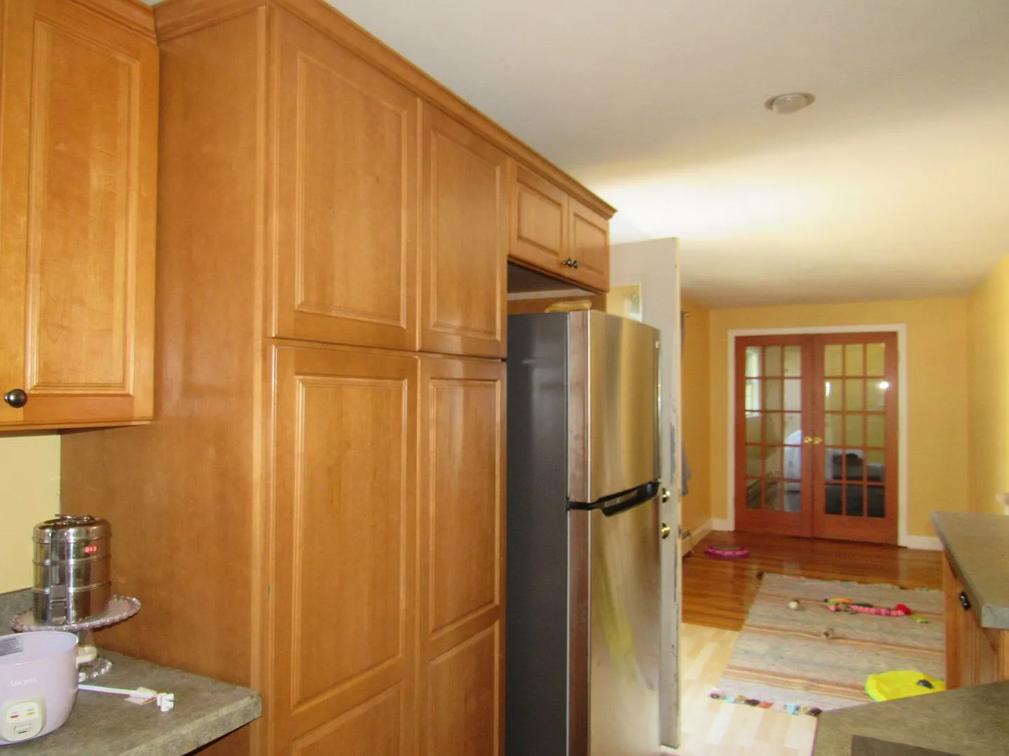 Salem 4 Bedroom Colonial for Rent! — Photo 3
