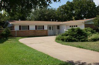 1st image of 1458 Westwood Dr