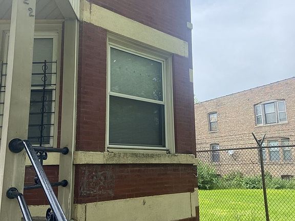 2nd image of 7422 S Kimbark Ave