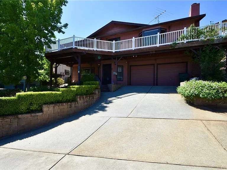 5416 Royal Oaks Dr — Photo 1