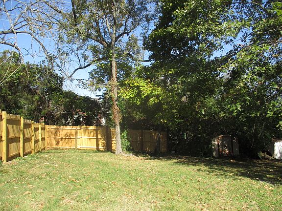 Super spacious back yard