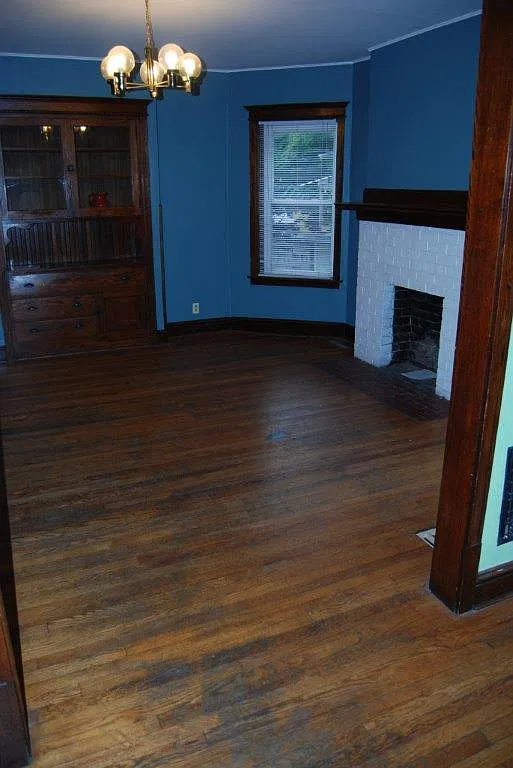 Two Great Apartments 6 Bed / 2 Bath Near Northwestern University — Photo 3