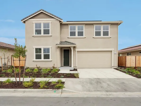 1890 Peony St, Hollister, CA 95023