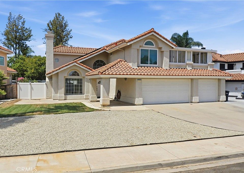 1st image of 42018 Avenida Vista Ladera
