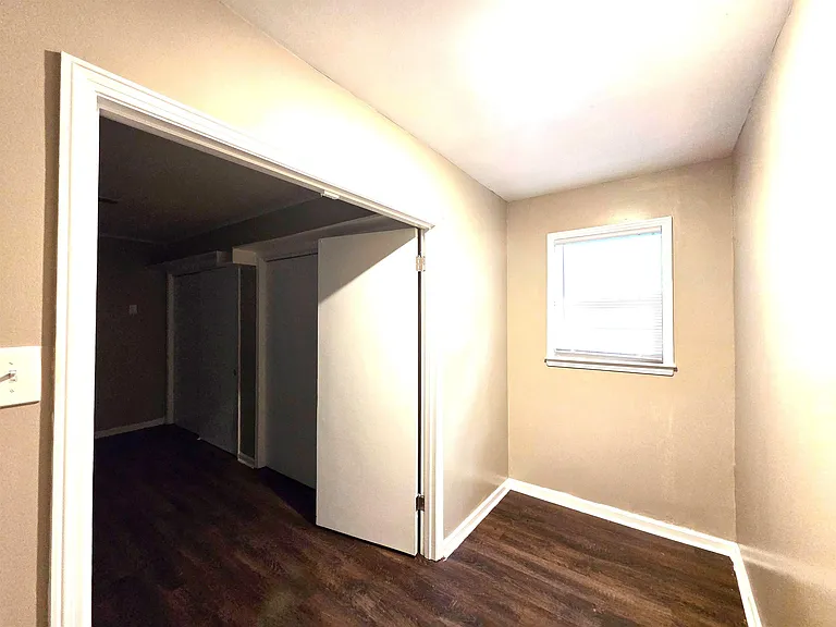 1706 Echles St — Photo 20