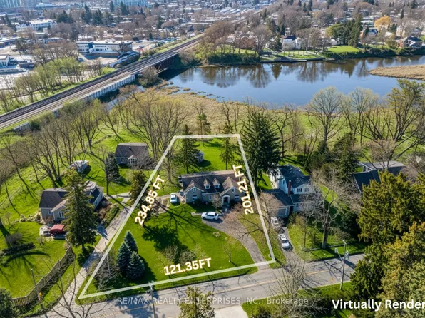 1168 Stavebank Rd, Mississauga, ON L5G 2V2