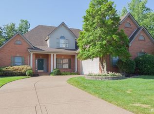 2645 Waterstone Dr, Evansville, IN 47725