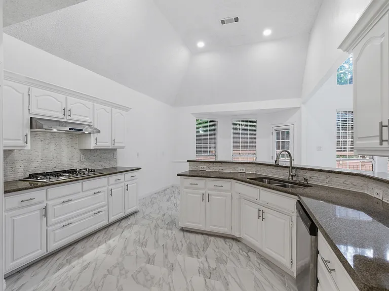 305 W Mill Valley Dr — Photo 11