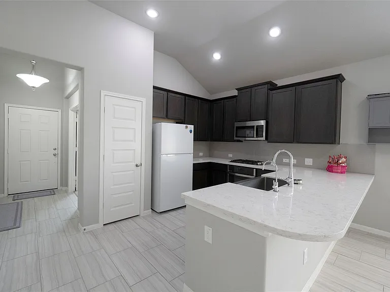 24238 Golden Fallow Dr — Photo 6