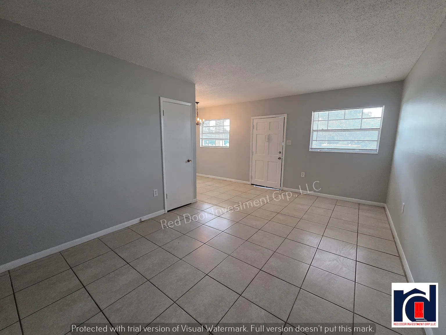 706 W Dixie Ave — Photo 2