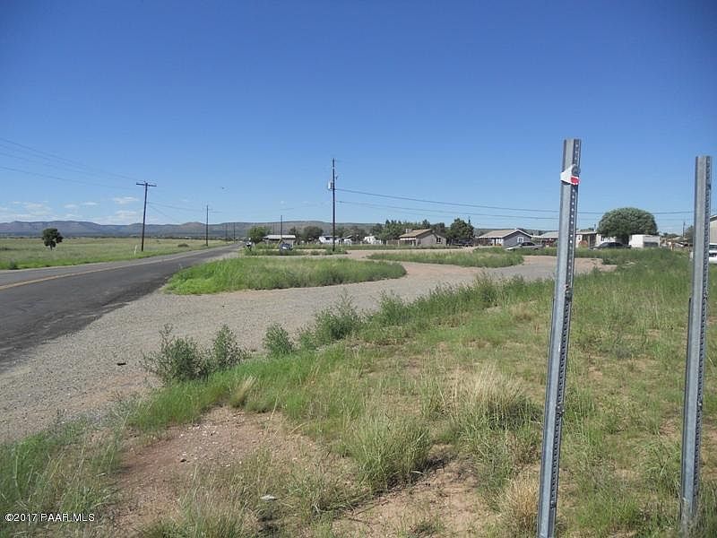 2nd image of 480 W Big Chino Rd
