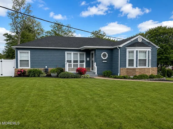 294 Leonardville Road, Belford, NJ 07718