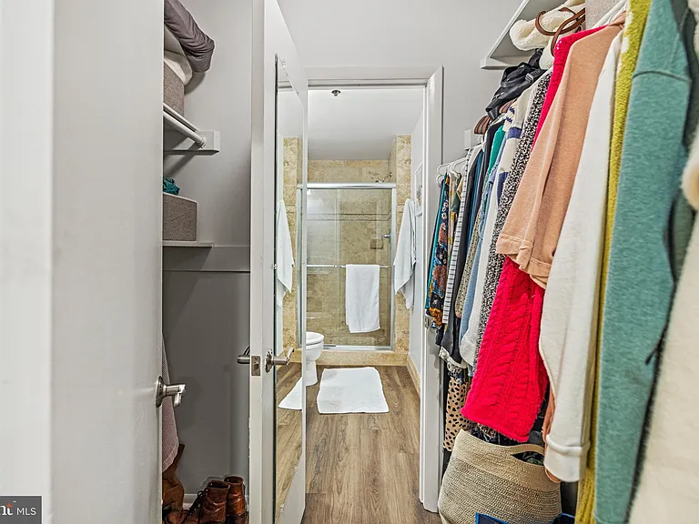 1001 N Vermont St #105 — Photo 22