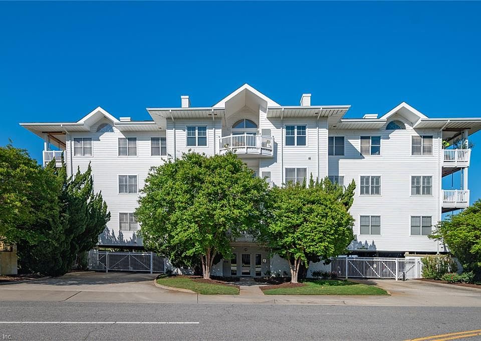 1st image of 400 Rudee Point Rd APT 307