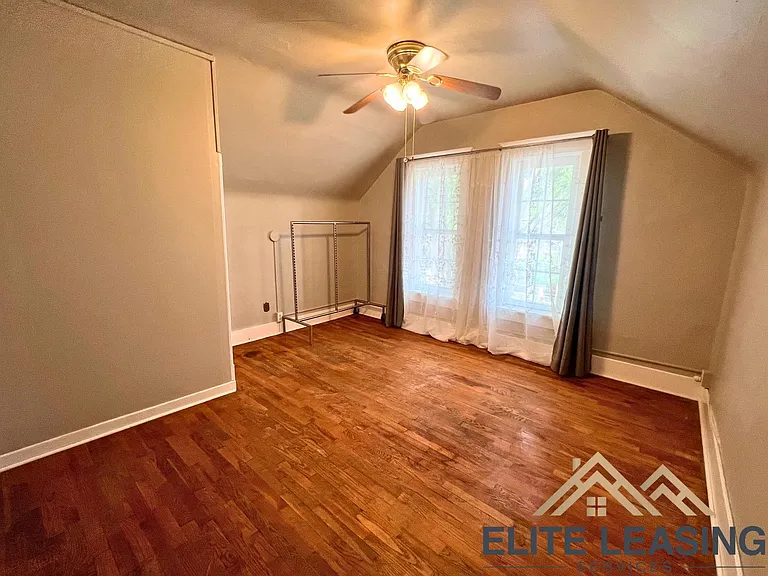 1647 SW Buchanan St — Photo 9
