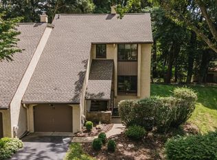13 Golf Club Dr, Langhorne, PA