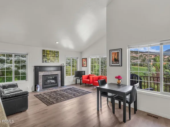 984 Uri Ln #D-6, Midway, UT 84049