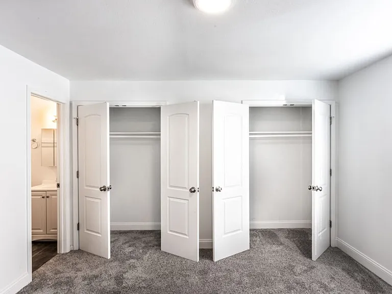 Westgate Village Apartments — Photo 10
