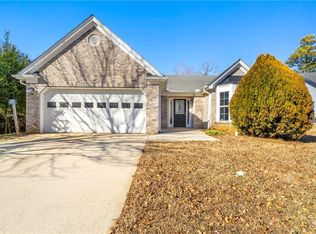 2498 Miller Oaks Cir, Decatur, GA 30035