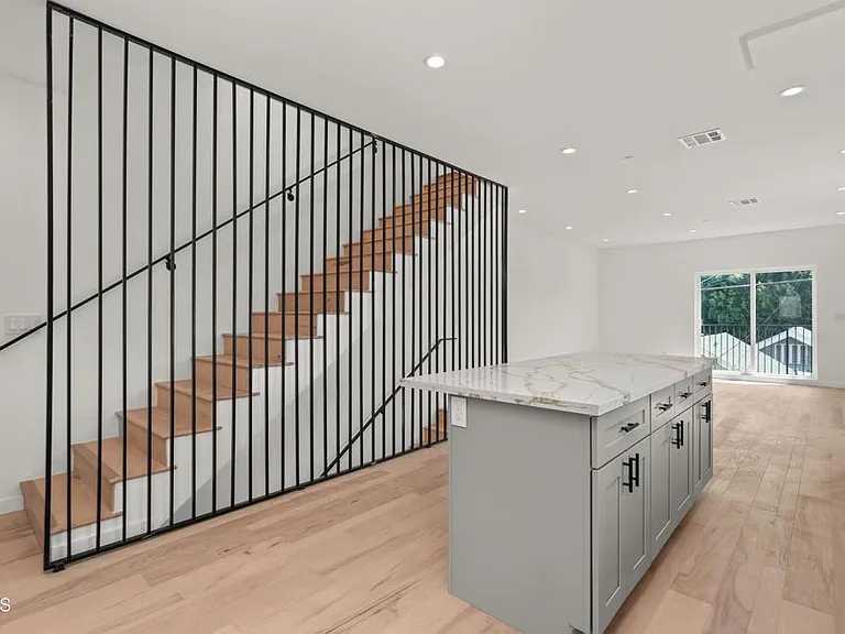 3564 N Eagle Rock Blvd #1 — Photo 7