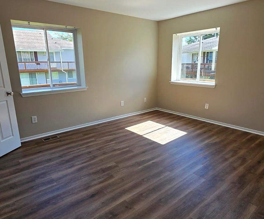 9343 Parkview Cir, photo 14
