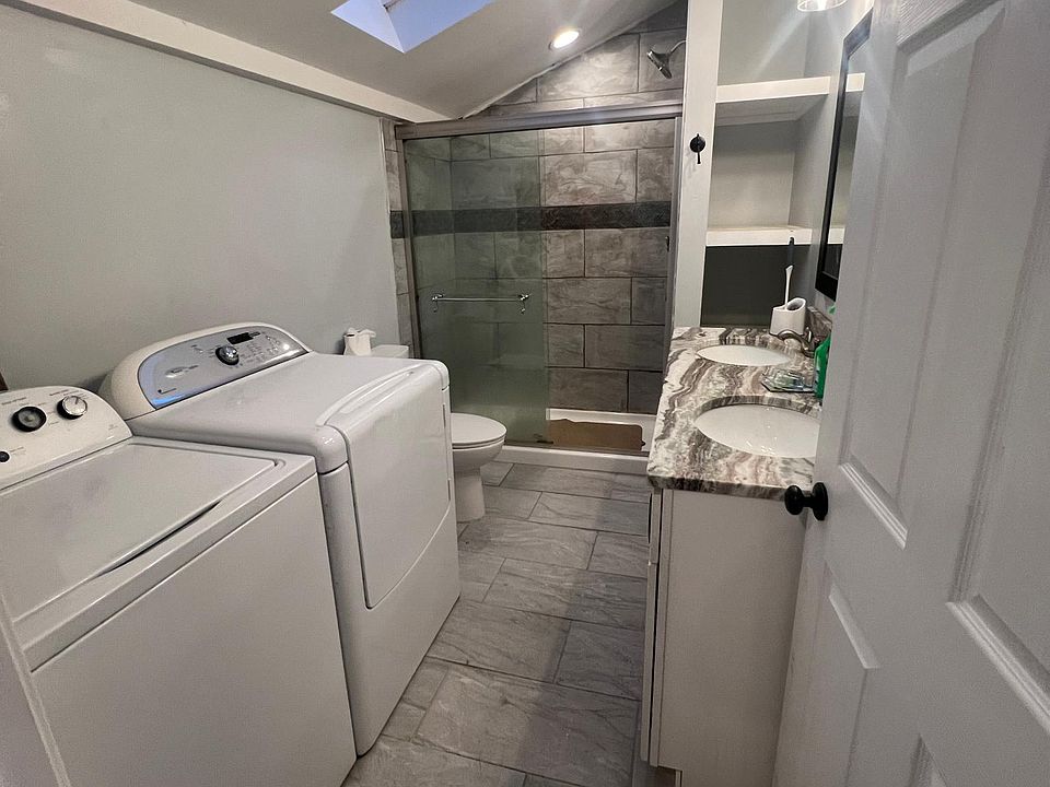 14 Merrimack St, Hooksett, NH 03106 Zillow