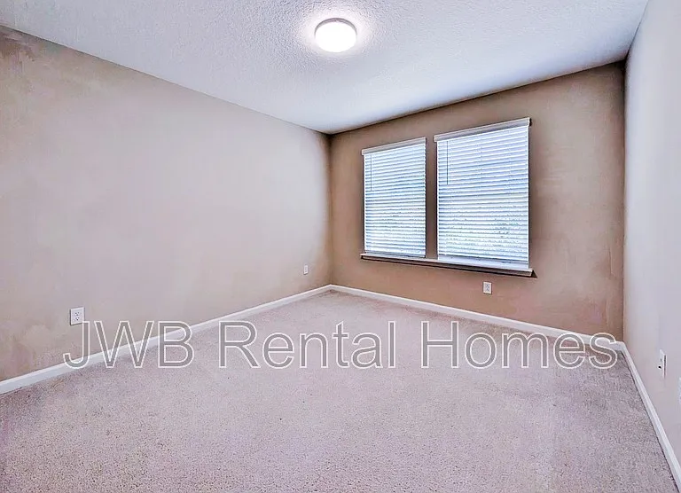 1635 Pottsburg Point Dr — Photo 14