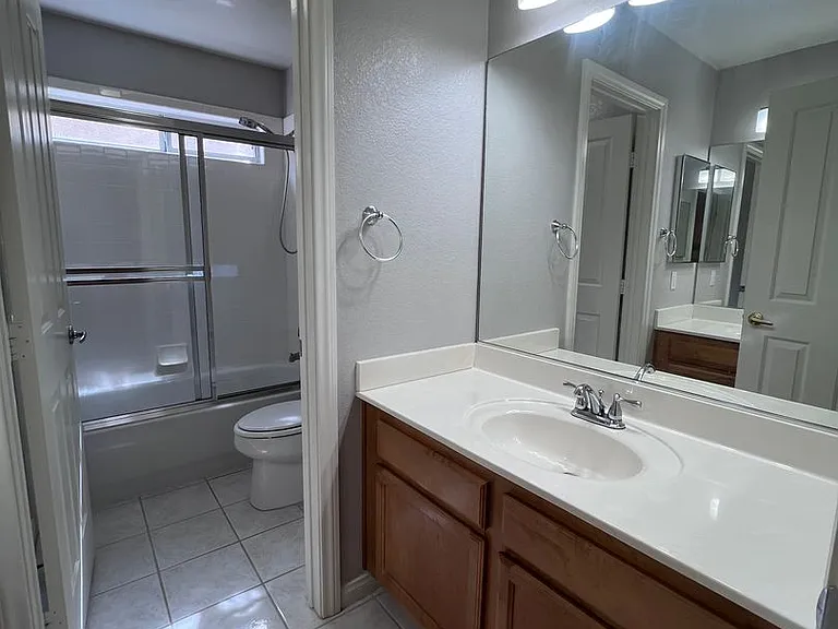 678 Kentons Run Ave — Photo 26
