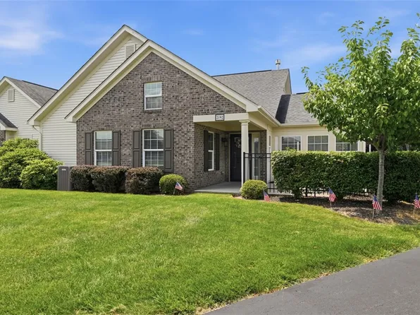 2192 Westview Cir, Harmony, PA 16037