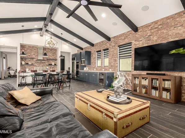 9926 S 7TH Place, Phoenix, AZ 85042