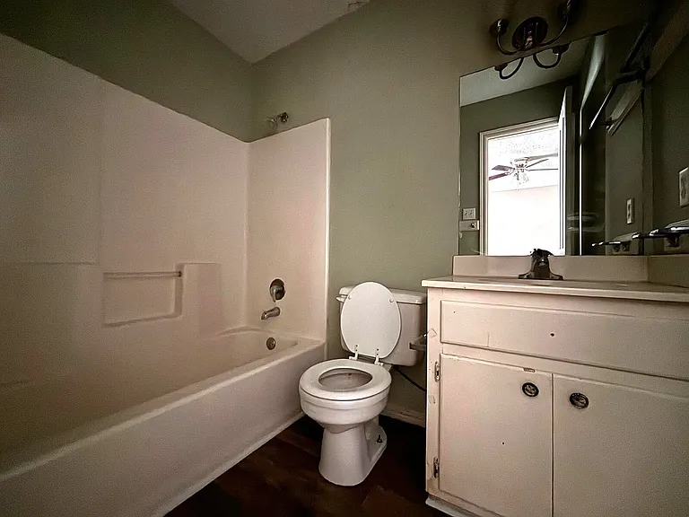 2210 W Elisa Ln — Photo 55