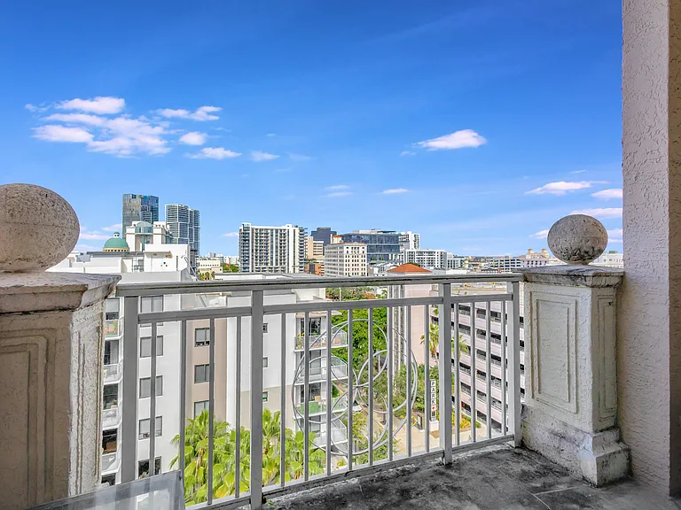410 Evernia St #801 — Photo 22