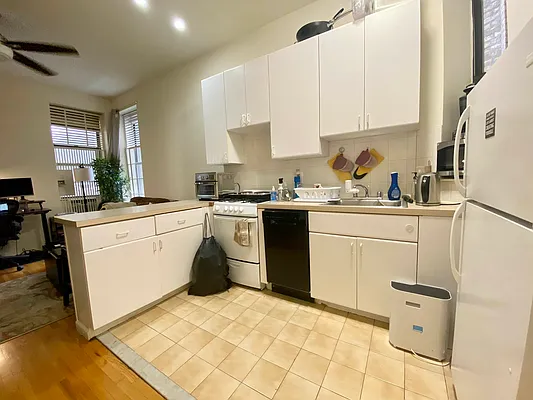 Rented by Manhattan Spaces | media 5