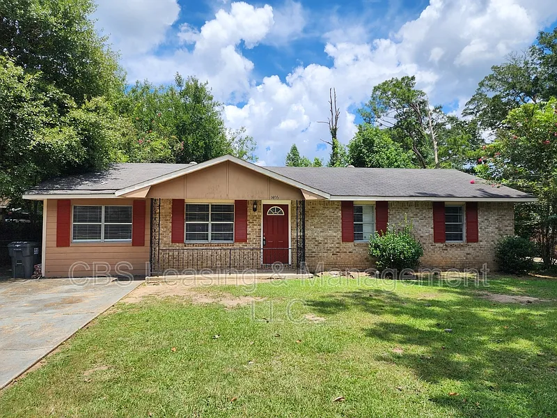 1406 Jackson Dr