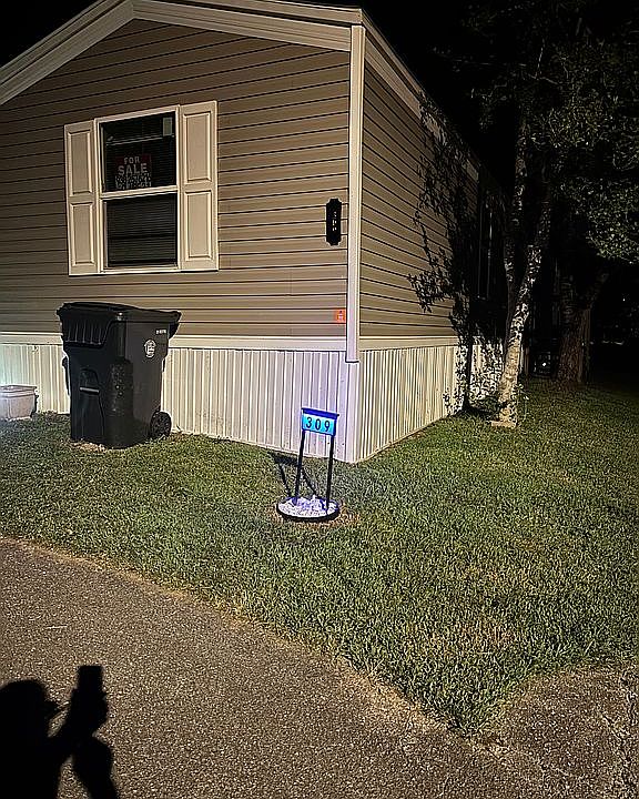 1st image of 309 Mercury Dr