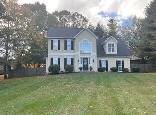 4528 Holly Tree Ln, Morristown, TN 37814